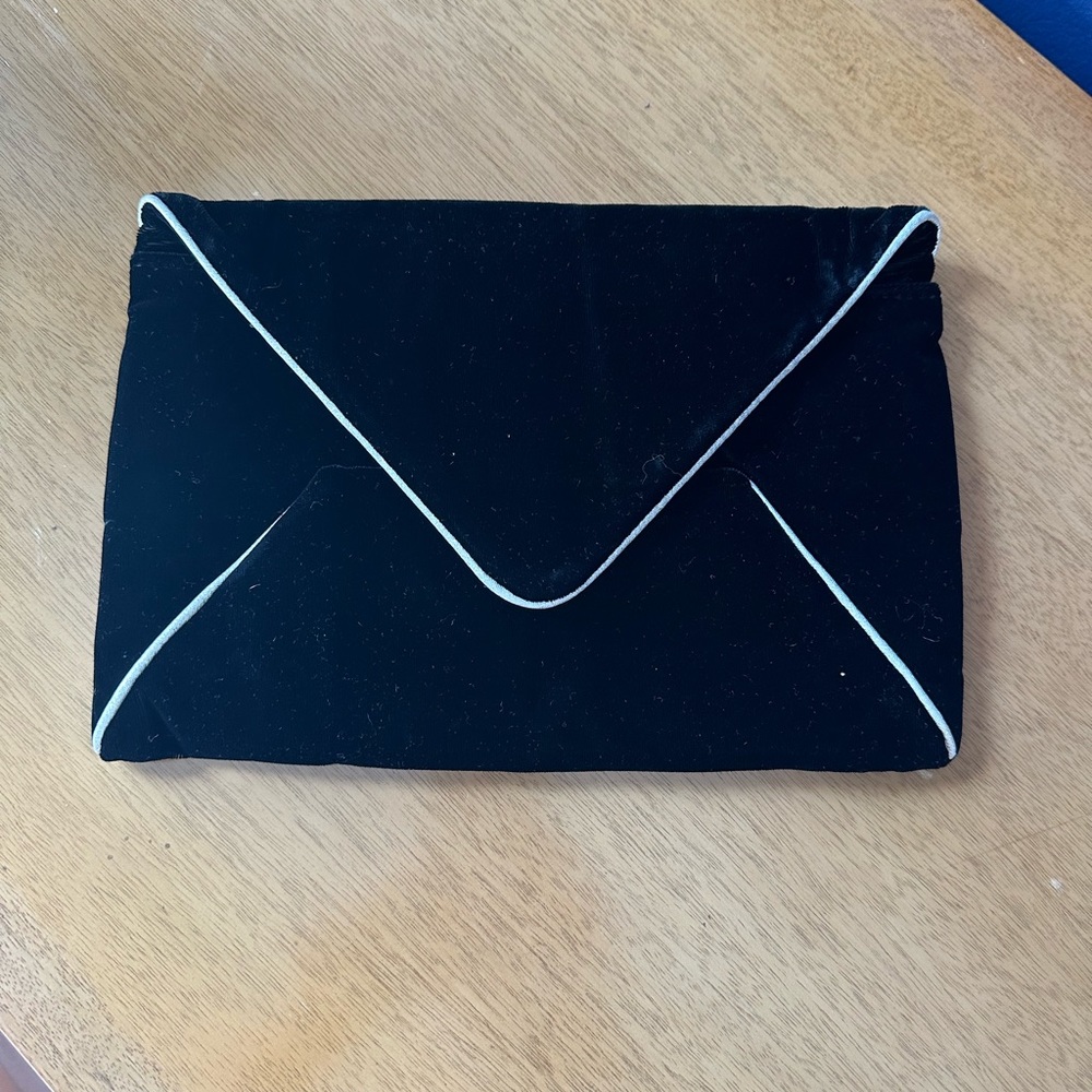 Vintage clutch purse